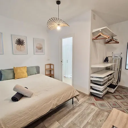 Sr Marmoles Estudio En Centro Μάλαγα