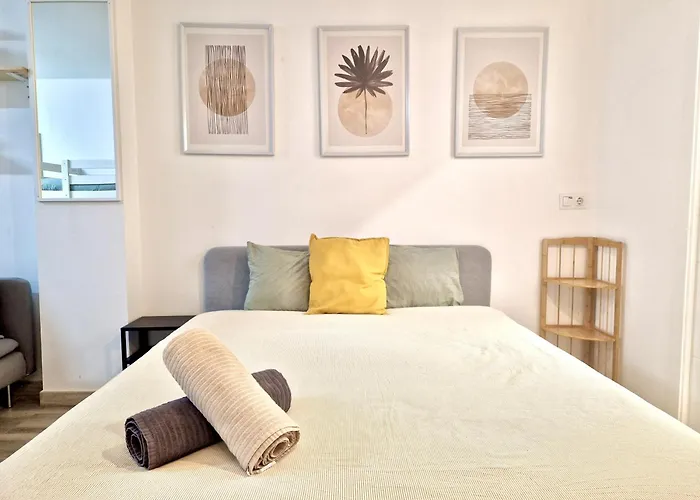 Sr Marmoles Estudio En Centro * Μάλαγα