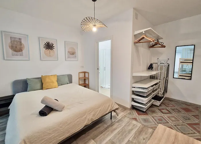 Sr Marmoles Estudio En Centro Μάλαγα